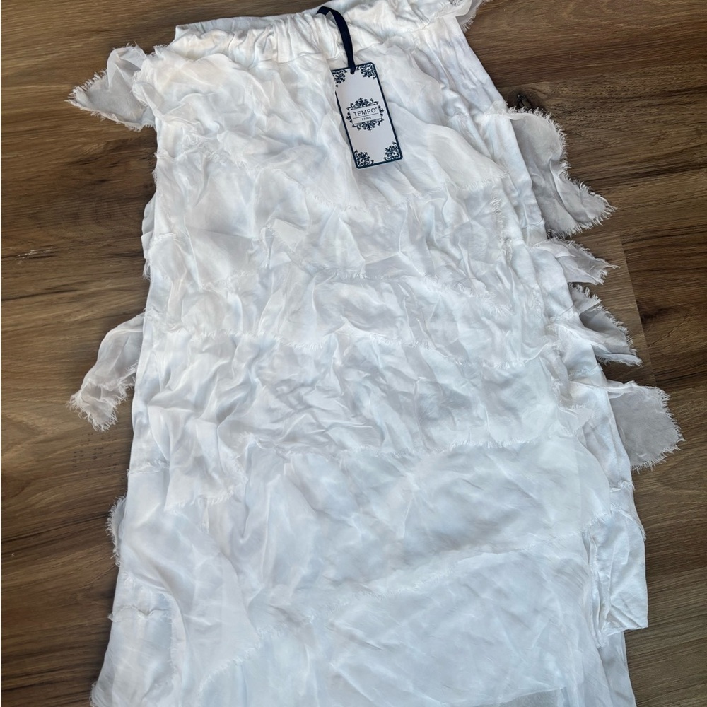 Tempo Paris, small NWT ruffle white skirt